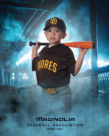 4_5U_Padres_Plascencia_Victor_MAG25556_DUGOUT_