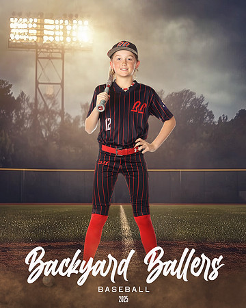 12U_Black_Reiter_Dylan_MAG10542_FIELD LIGHTS_