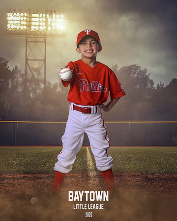 M2_ Phillies_Chapa_Oliver_BAY28562_FIELDLIGHTS