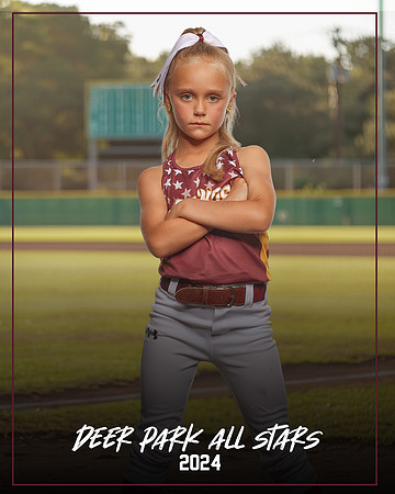 6U Legends_Rainer_Braylee_SF_29230_ON FIELD__