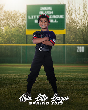 CP_REDS_8U_Lara_Rylan_CAM13975_SIGN