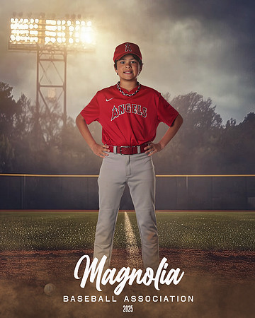 9_10U_Angels_Wachtler_Keller_MAG25821_FIELD LIGHTS_