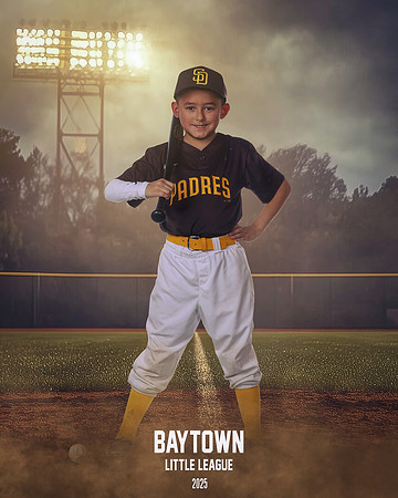 M2_ Padres_Reyes_Matthias_BAY13888_FIELDLIGHTS