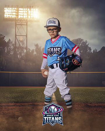 8U_Grange_Wyatt_CAM14694_FIELDLIGHTS