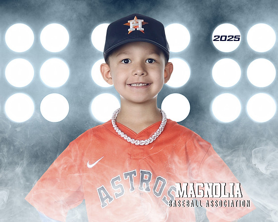 7U_Astros_Ibarra_Hayes_MAG10172_LIT