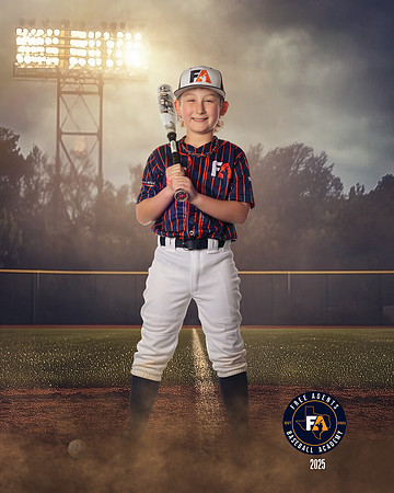 9U GARZA_HINTS_JACKSON_IMGL4826_FIELDLIGHTS