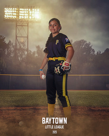 MJR_Pirates_Alanis_Layla_BAY12665_FIELDLIGHTS