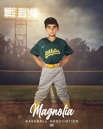 7U_Athletics_Gomez_Luke_MAG11944_FIELD LIGHTS_