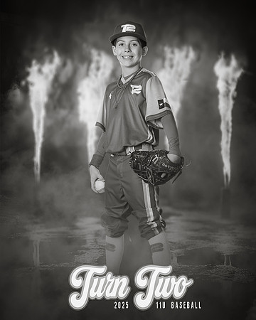 TURN 2_FLOYD_Levi_143A9578_FIREbw