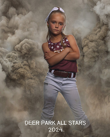 6U Legends_Rainer_Braylee_SF_29231_SMOKE