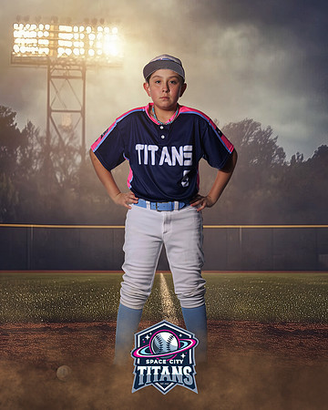 11U_DELEON_ACE_CAM14783_FIELDLIGHTS