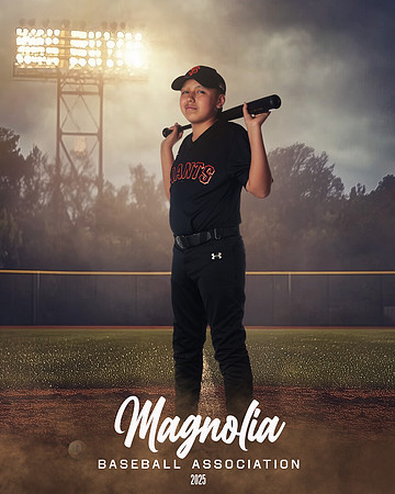 11_12U_Giants_Castillo_Jesse_MAG26431_FIELD LIGHTS_