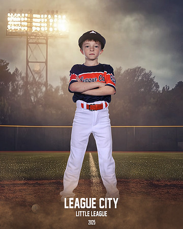 AA.Cowling.Astros_Oliver_Hudson_143A1315_FIELDLIGHTS