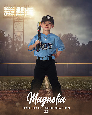 4_5U_Rays_Evans_Waylon_MAG25442_FIELD LIGHTS_