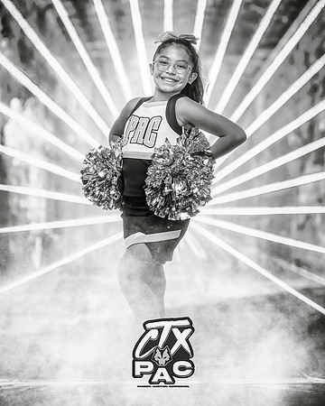 10UCHEER_Botello_Sophia_SF_21419_LAZER_bw