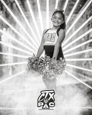 10UCHEER_Botello_Sophia_SF_21420_LAZER_bw