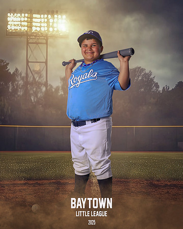 M2_ Royals_Mora_Levi_BAY28728_FIELDLIGHTS