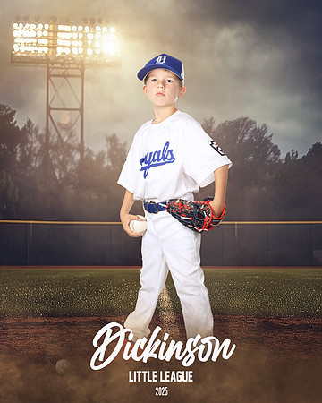 CP5U_ROYALS_Thames_Wyatt_DLL11871_FIELD LIGHTS_