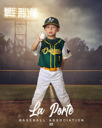 4U_Foal_Athletics_Miller_Liam_LP010651_FIELDLIGHTS