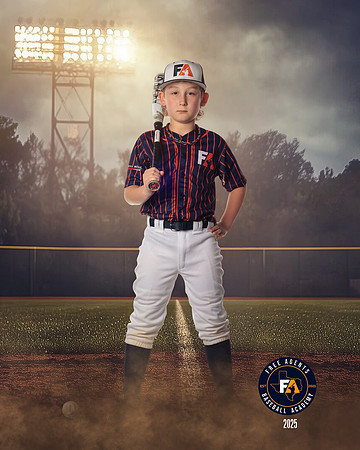 9U GARZA_HINTS_JACKSON_IMGL4828_FIELDLIGHTS