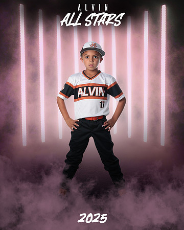 7U WHITE_Rosas_Noah_MAG23118_LIGHTS