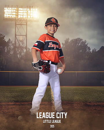AA.Page.Giants_Strawn_Jason_IMG_1258_FIELDLIGHTS