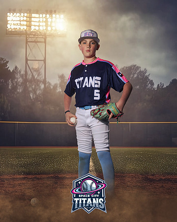 11U_BERSS_BRANTLEY_CAM14835_FIELDLIGHTS