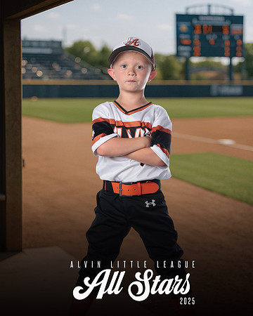 7U WHITE_Riggs_Ryder_MAG23812_DUGOUT