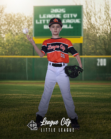 AA.Page.Giants_Renfro_Max_143A0393-2_CHANGEABLE