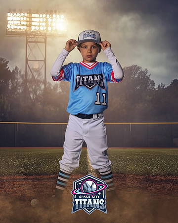 8U_Ilieski_Ashton_CAM14689_FIELDLIGHTS