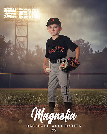 8U_Giants_Watterson_Kyler_MAG27322_FIELD LIGHTS_