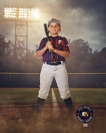9U MINTER_JOYCE_DANE_SF_27083_FIELDLIGHTS