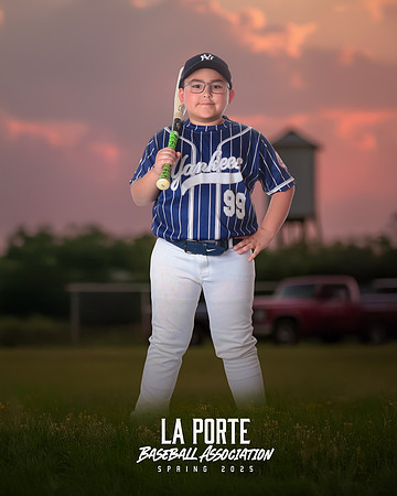 8U_Pinto_Yankees_Martinez_Zion_LP023713_TRUCK