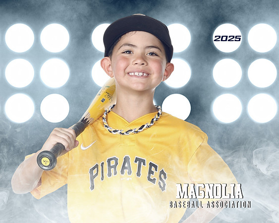 7U_Pirates_Reyes_Ayden_MAG11415_LIT
