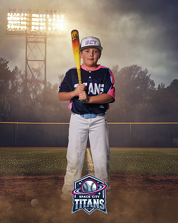 11U_WILLIAMS_MADDOX_CAM14760_FIELDLIGHTS