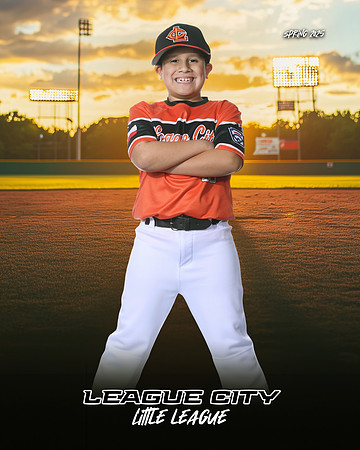 AA.Page.Giants_Strawn_Kyle_IMG_1240_SUNSHINE