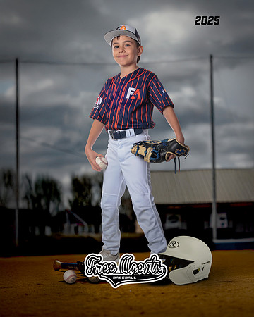 9U MINTER_REYES_ANTONIO_IMGL4652_BACKGROUND_TURN
