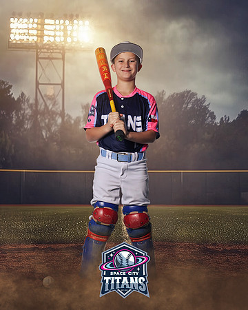11U_MUIR_KADEN_CAM14829_FIELDLIGHTS