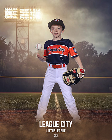 AA.Cowling.Astros_Oliver_Hudson_143A1322_FIELDLIGHTS