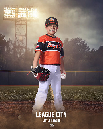 AA.Page.Giants_Strawn_Kyle_IMG_1246_FIELDLIGHTS