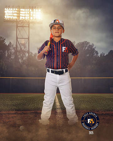 9U GARZA_LEDESMA_SEBASTIAN_SF_27077_FIELDLIGHTS