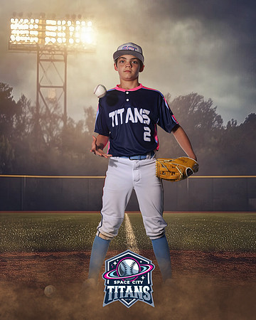 11U_BRUSSARD_GREYSON_CAM14781_FIELDLIGHTS