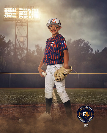9U MINTER_SALINAS_JACKSON_SF_27099_FIELDLIGHTS