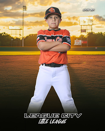 AA.Page.Giants_Strawn_Kyle_IMG_1239_SUNSHINE