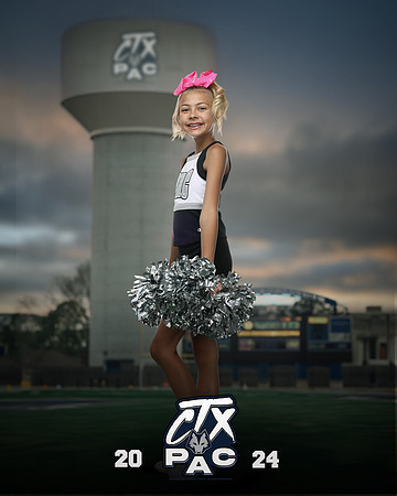 10UCHEER_Kloeker_Hailey_SF_21386_WATERTOWER