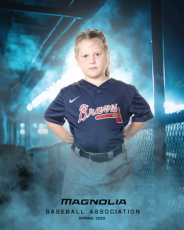 4_5U_Braves_Pye_Sadie_MAG10691_DUGOUT_