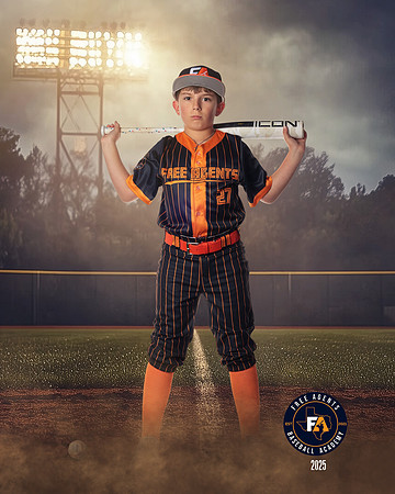 10U PAONE_BUCHANAN_RICHARD_IMGL4837_FIELDLIGHTS
