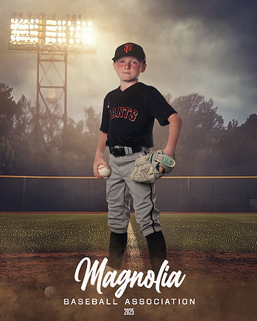 8U_Giants_Powers_Beaux_MAG27389_FIELD LIGHTS_