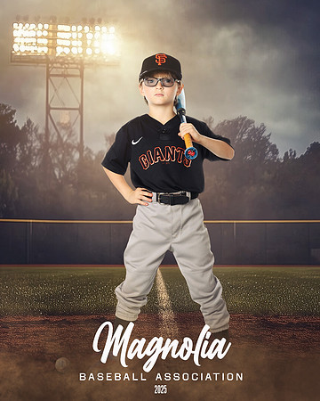 7U_Giants_Isabell_Levi_MAG10426_FIELD LIGHTS_