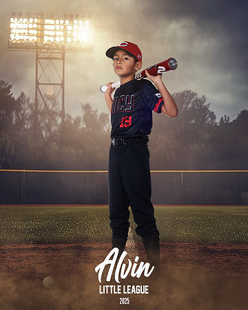 CP_REDS_8U_Serrano_Urijah_CAM14032_FIELDLIGHTS